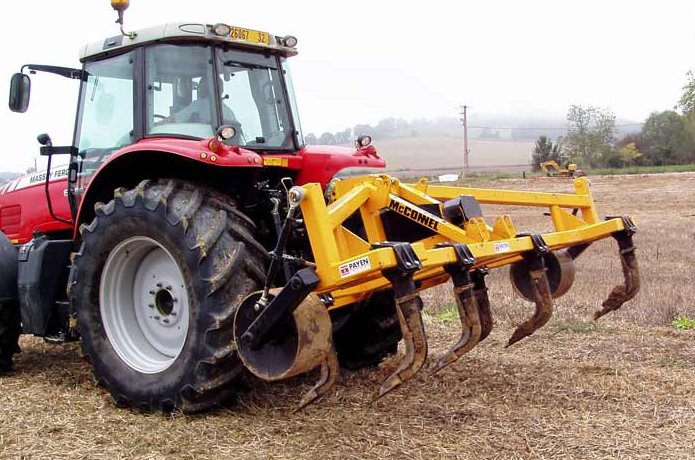 travail du sol à la charrue