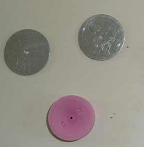 Pastilles for pneumatic sprayers