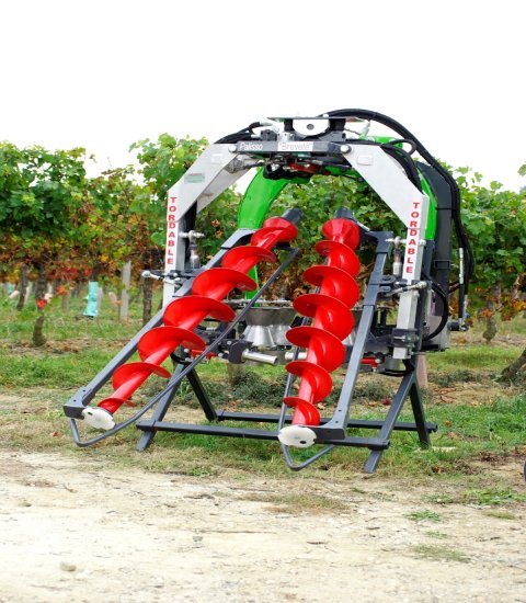 Augers - lifting and levelling machines