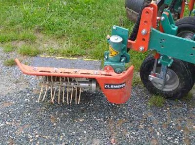Horizontal-axis corded trimmer