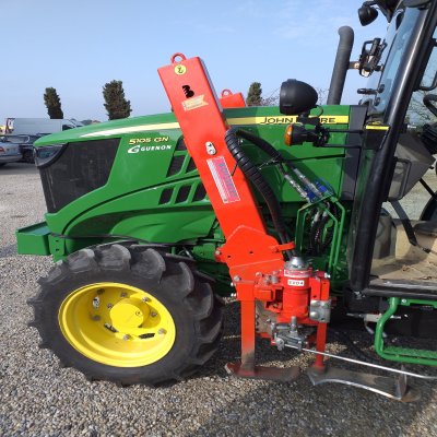 Porte outils entre-roues