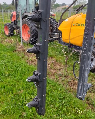 Rampe pulvérisateur pneumatique CALVET