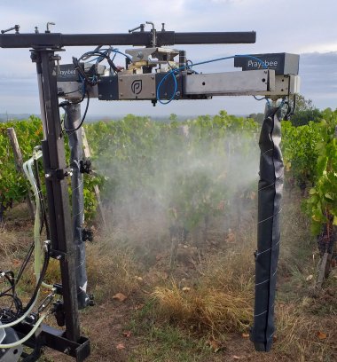 PRAYSBEE sprayer