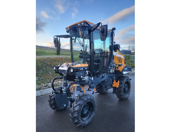 Tracteur enjambeur 45